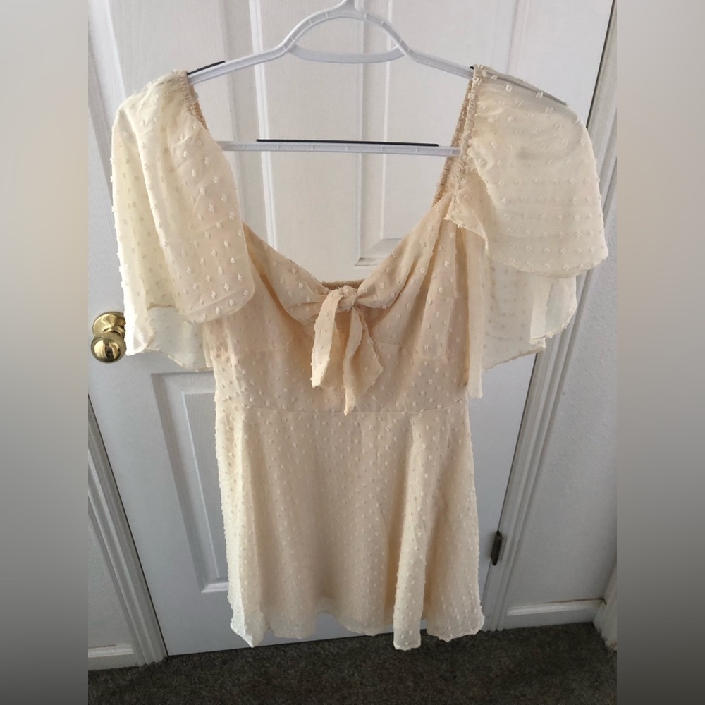 Brand: Lulus, Size: Small, Color: Cream
